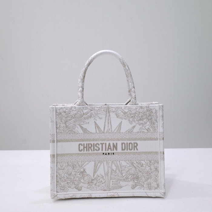 디올 골드 북토트