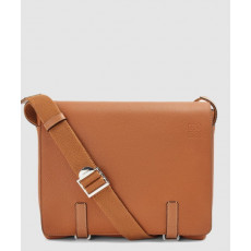 로에베 밀리터리 메신저 백 - 소프트 그레인 카프스킨