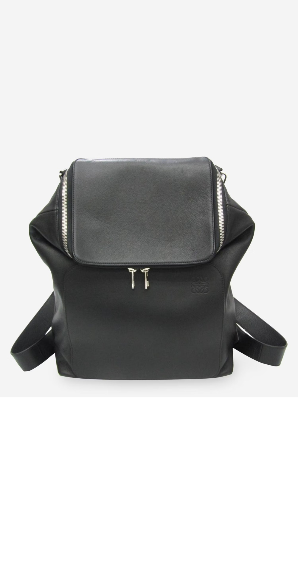 로에베 밀리터리 백팩 - 소프트 그레인 카프스킨