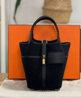 에르메스 피코탄 카고