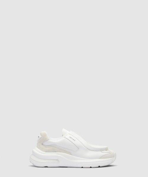 프라다 바이크 스웨이드 브러쉬드 가죽 스니커즈 2EG424