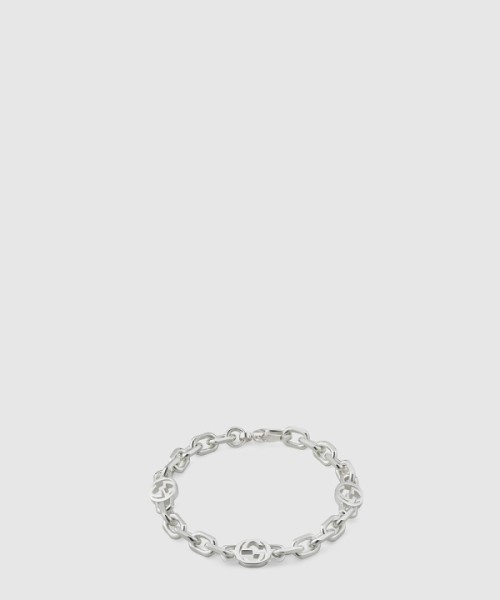 구찌 인터로킹 G 디테일의 실버 팔찌 620798
