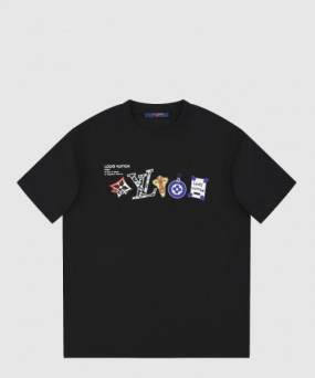 루이비통 로고 프린트 반팔