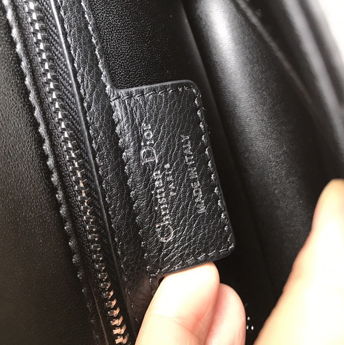 디올 카로백 블랙 은장 스몰 사이즈 : 20*12*7cm