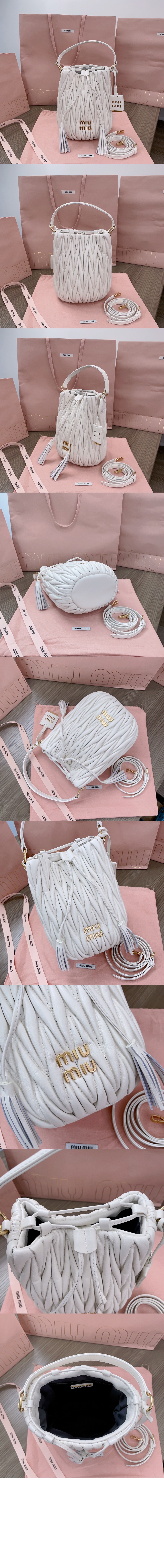 미우미우 마테라쎄 나파 가죽 버킷백 5BE084