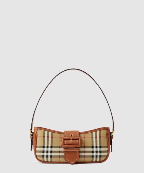 버버리 버클 슬링백 80705631