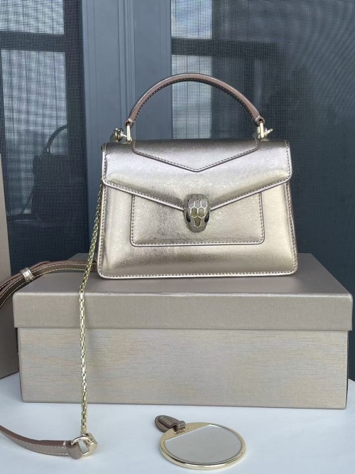 불가리 세르펜티 포에버 미니 톱 핸들 백 너비 x 높이 x 폭:19 x 11 x 5.5 cm