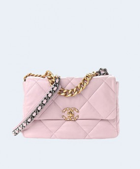 샤넬 19백 미디움 램스킨 페일 핑크 골드