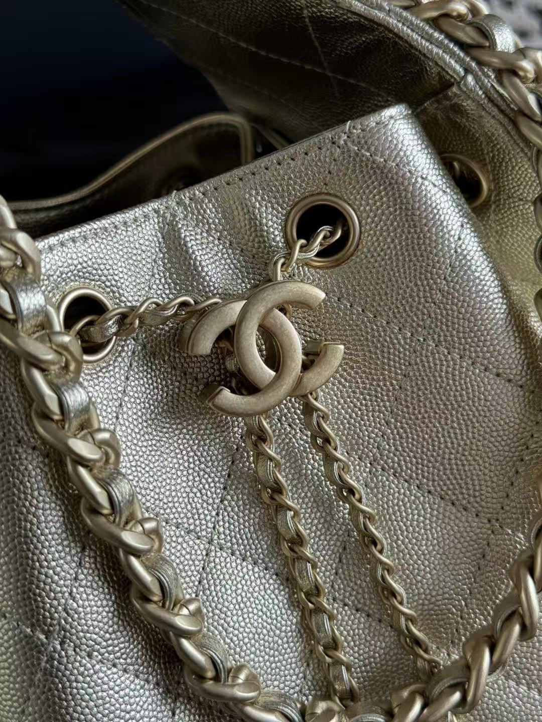 샤넬 25백 미듐 골드