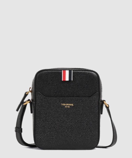 톰브라운 조약돌 무늬 스탠드 카메라 가방 MAG420