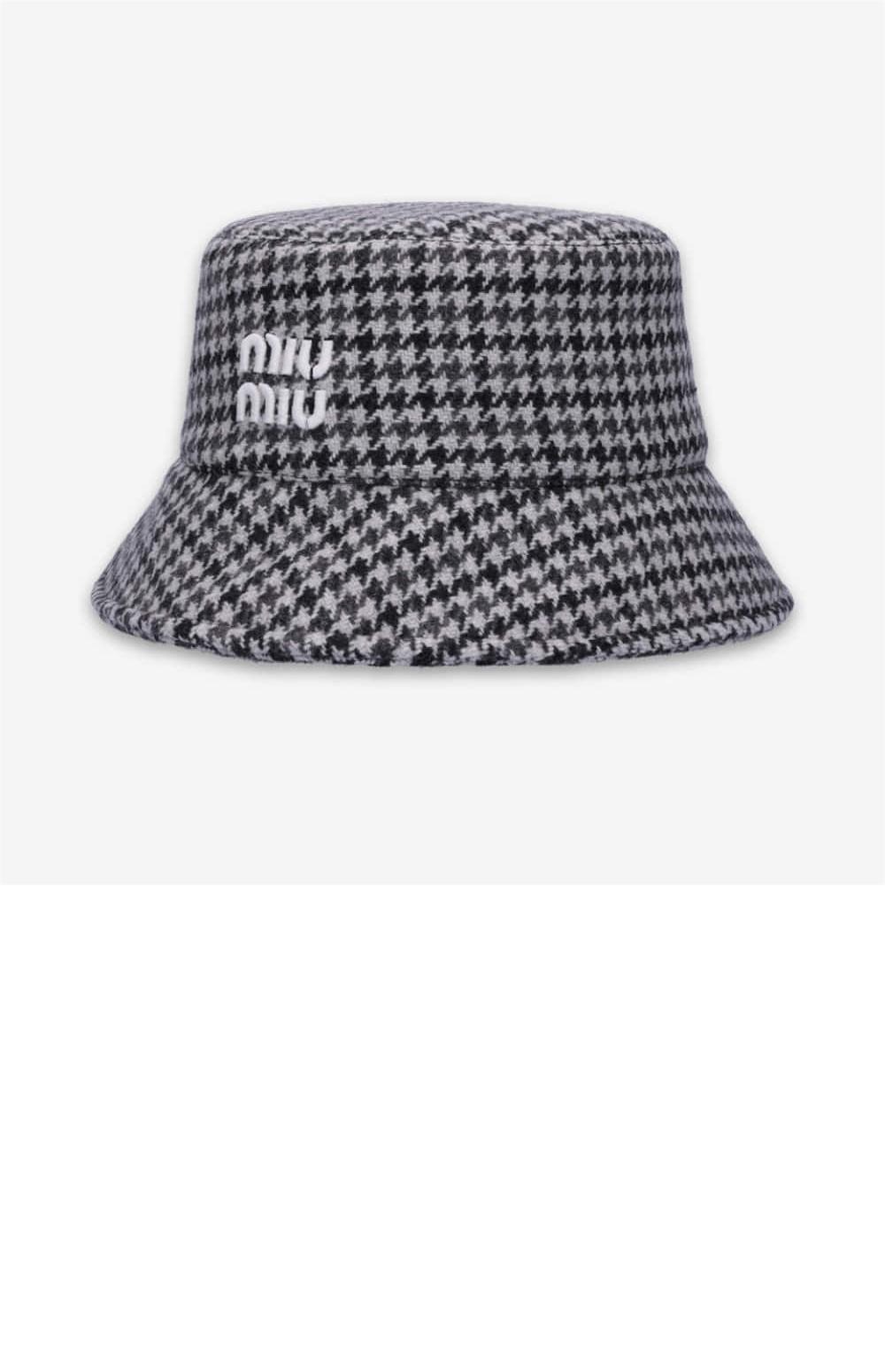 미우미우 로고 자수 버킷햇 5HC196