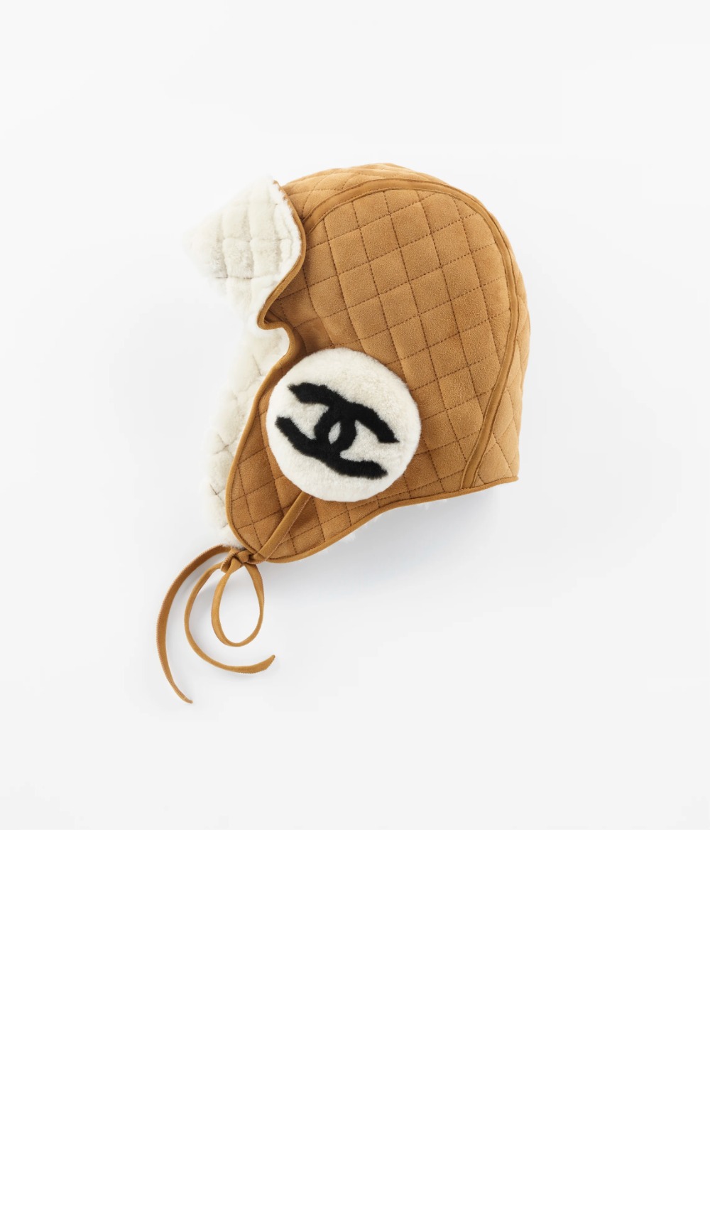 샤넬 리버서블 양가죽 모자 AA9447