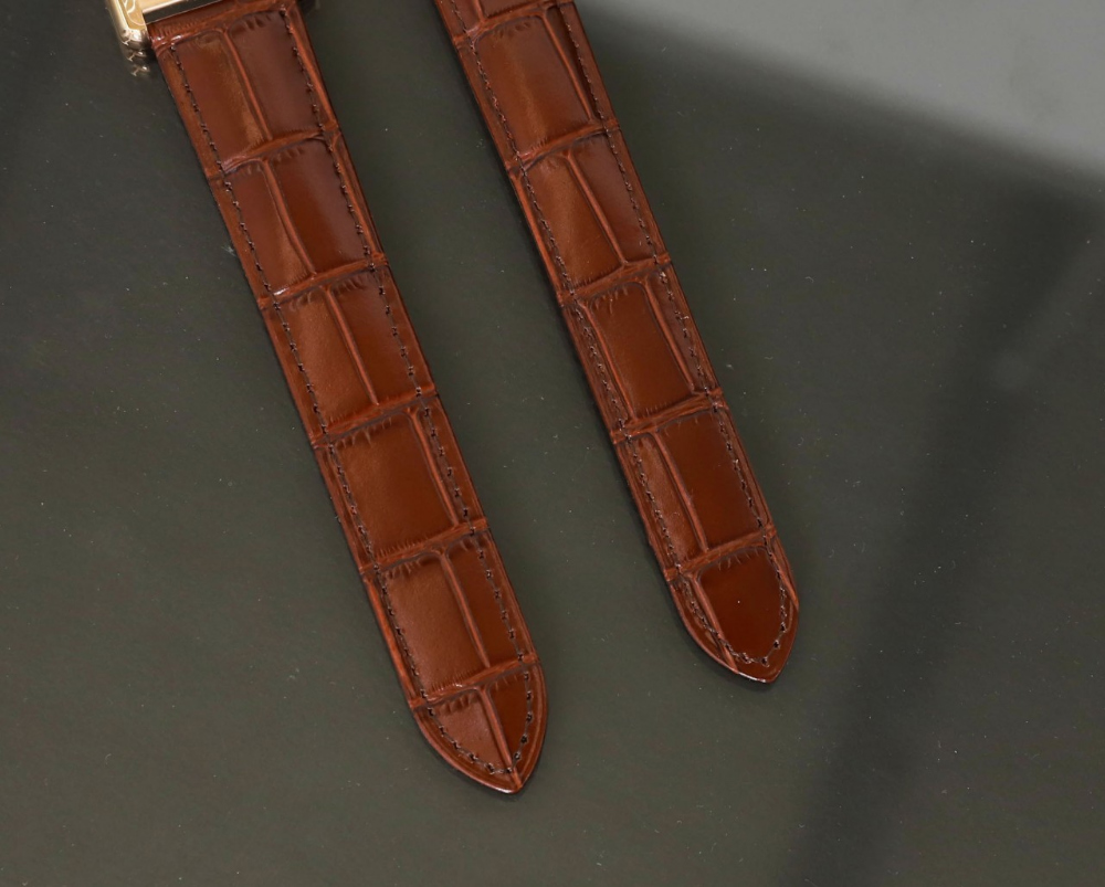 까르띠에 탱크루이 로즈골드 워치