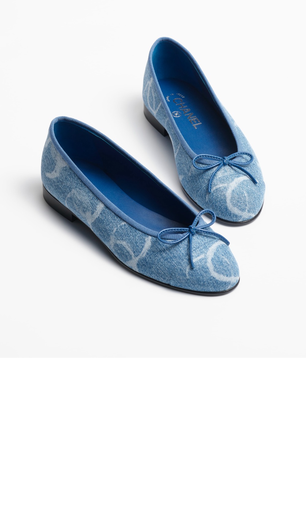 샤넬 플랫슈즈 G02819