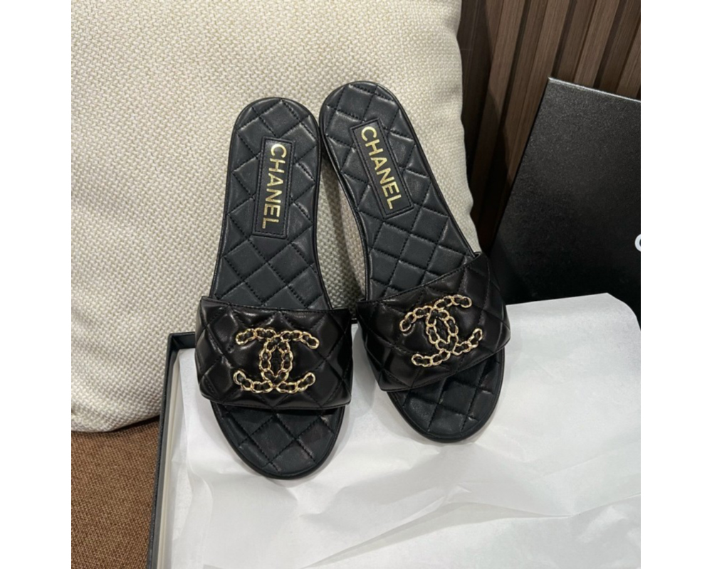 샤넬 CC로고 퀼팅 뮬 슬리퍼 슈즈
