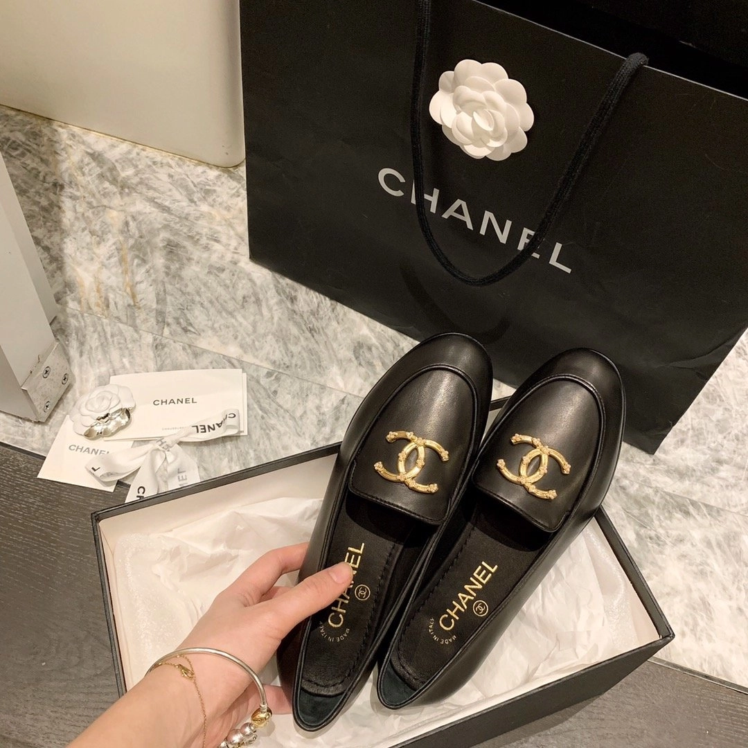 샤넬 CC 로고 로퍼