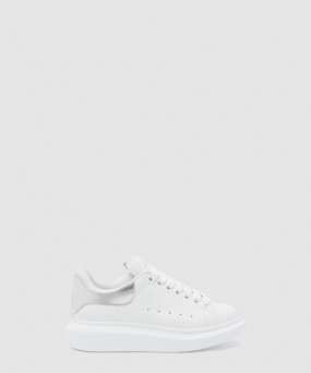 오버사이즈 스니커즈 697103