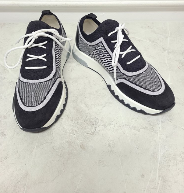 에르메스 블랙 화이트 어딕트 스니커즈