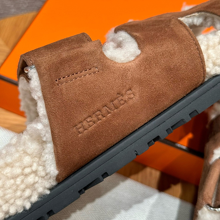 에르메스 시어링 시프레 샌들