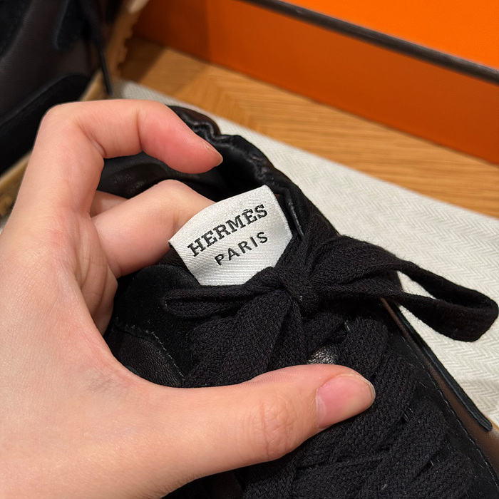 에르메스 제트 스니커즈