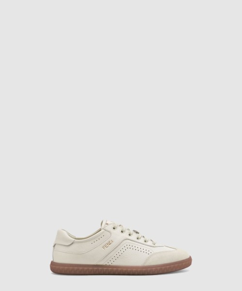 펜디 플레어 8E8503