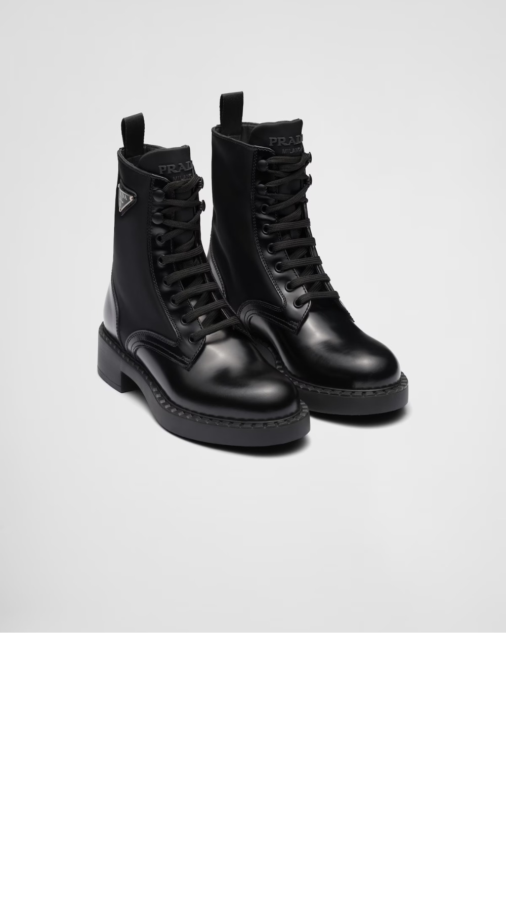 프라다 브러시드 레더 리나일론 부츠 1T782M