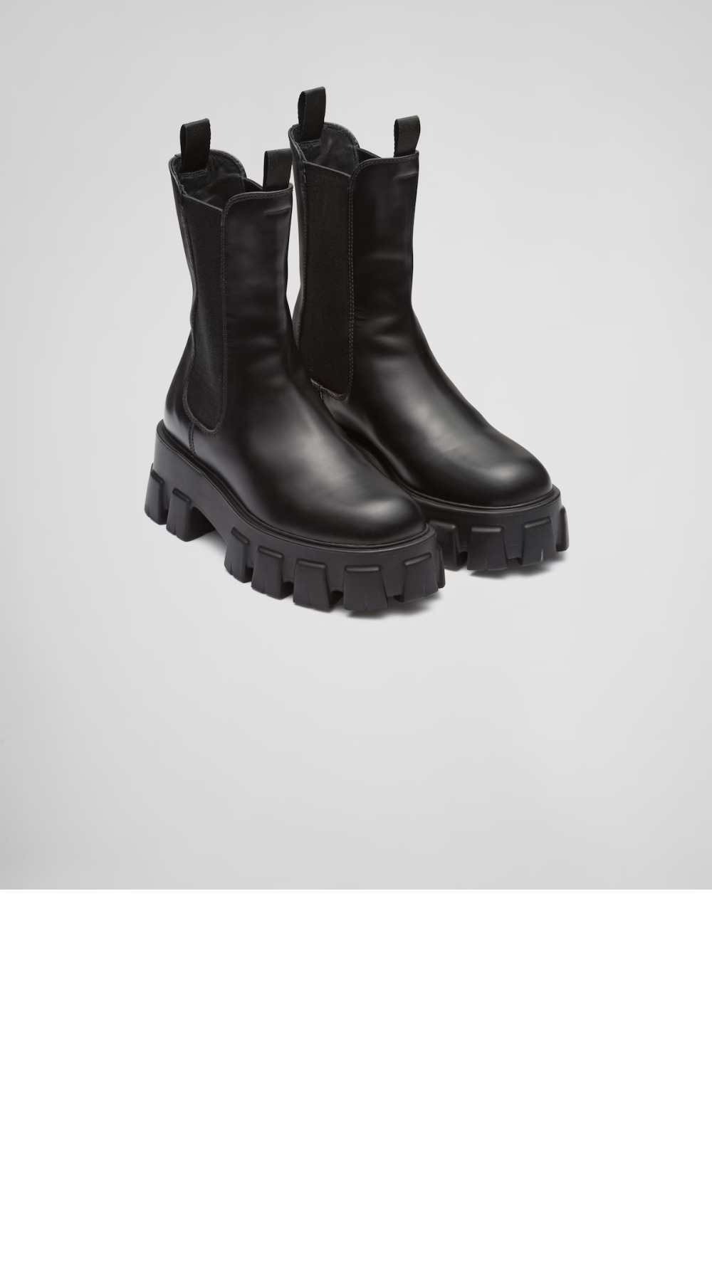 프라다 모노리스 브러시드 레더 부츠 1U749M