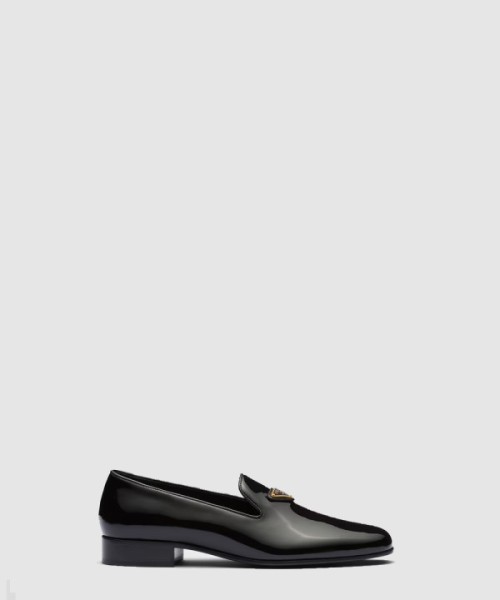 프라다 페이턴트 로퍼 1S365N