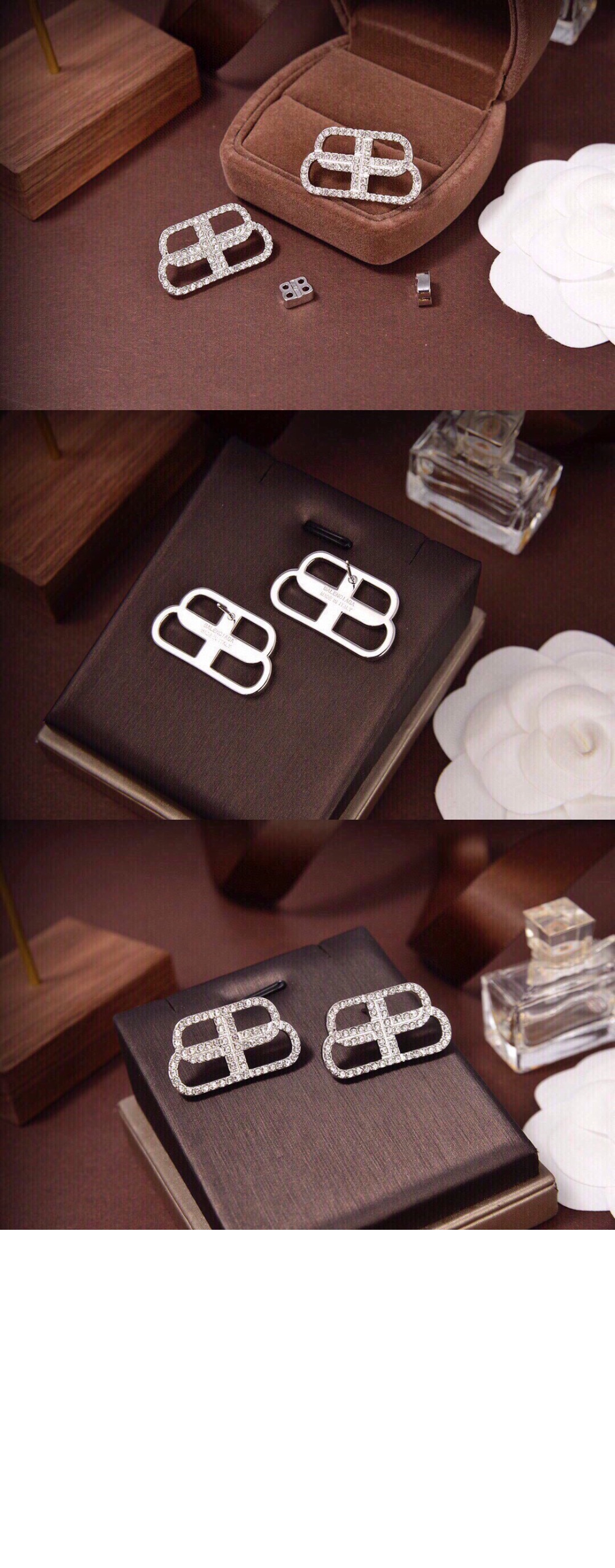 발렌시아가 이니셜 신주 귀걸이 624713