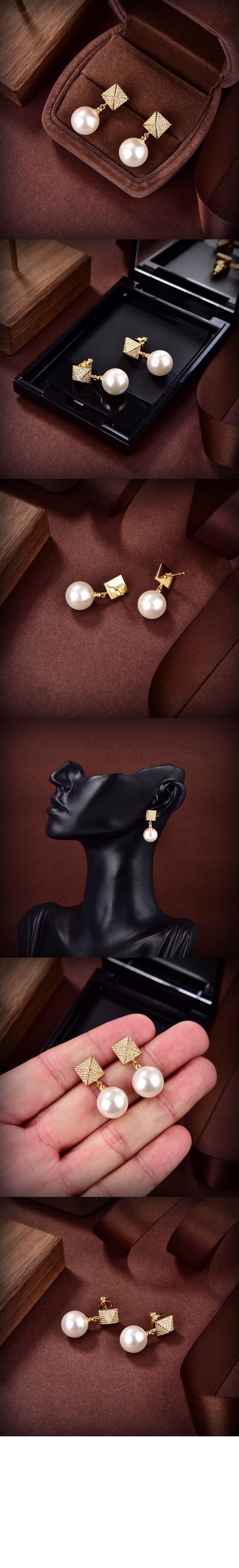 발렌티노 ROCKSTUD 이어링