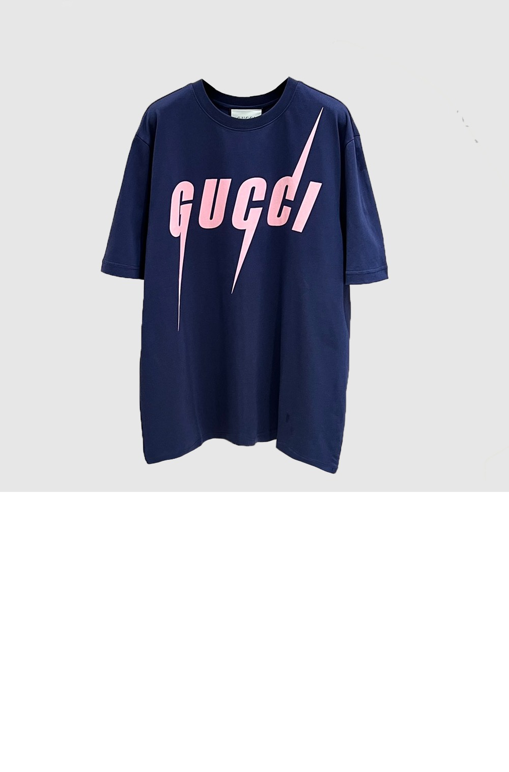 구찌 로고 프린트 반팔