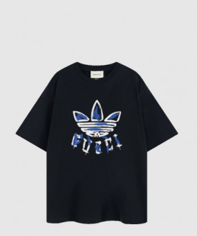 구찌 로고 프린트 반팔