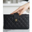 샤넬 장지갑 캐비어 금장 AP6616