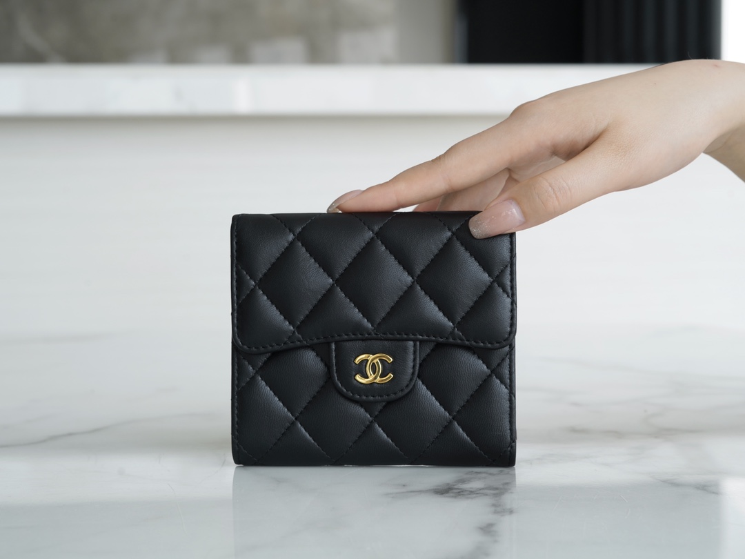 샤넬 클래식 체인 카드지갑 램스킨 금장 AP0238