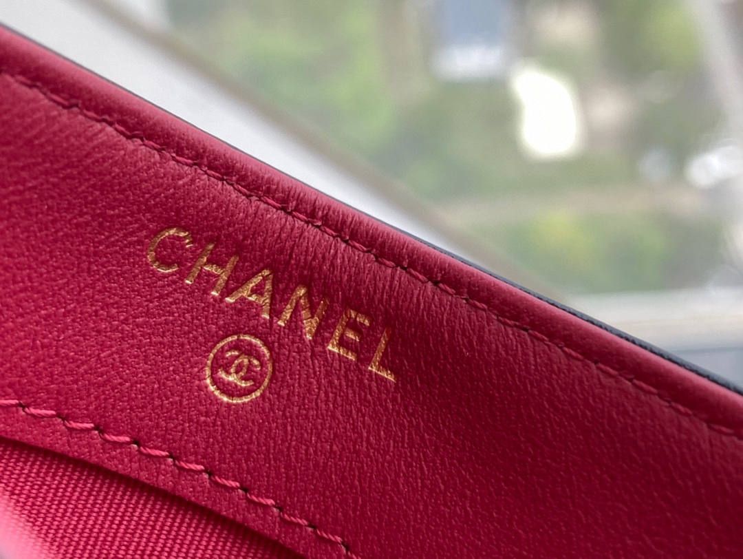 샤넬 가브리엘 카드 지갑 금장 A66310