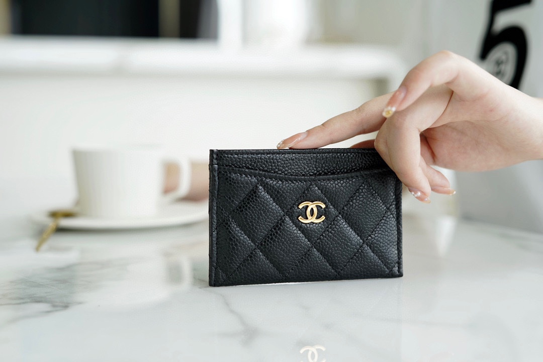 샤넬 클래식 카드지갑 캐비어 금장 블랙 AP0213