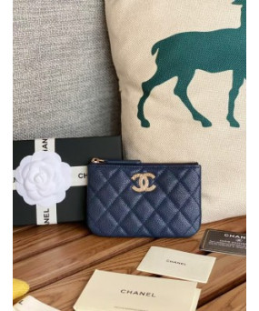 샤넬 클래식 미니 파우치 네이비 캐비어 금장 15 x 9.5CM